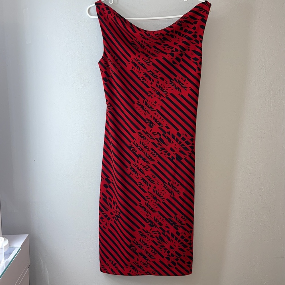 EXPRESS DRESS